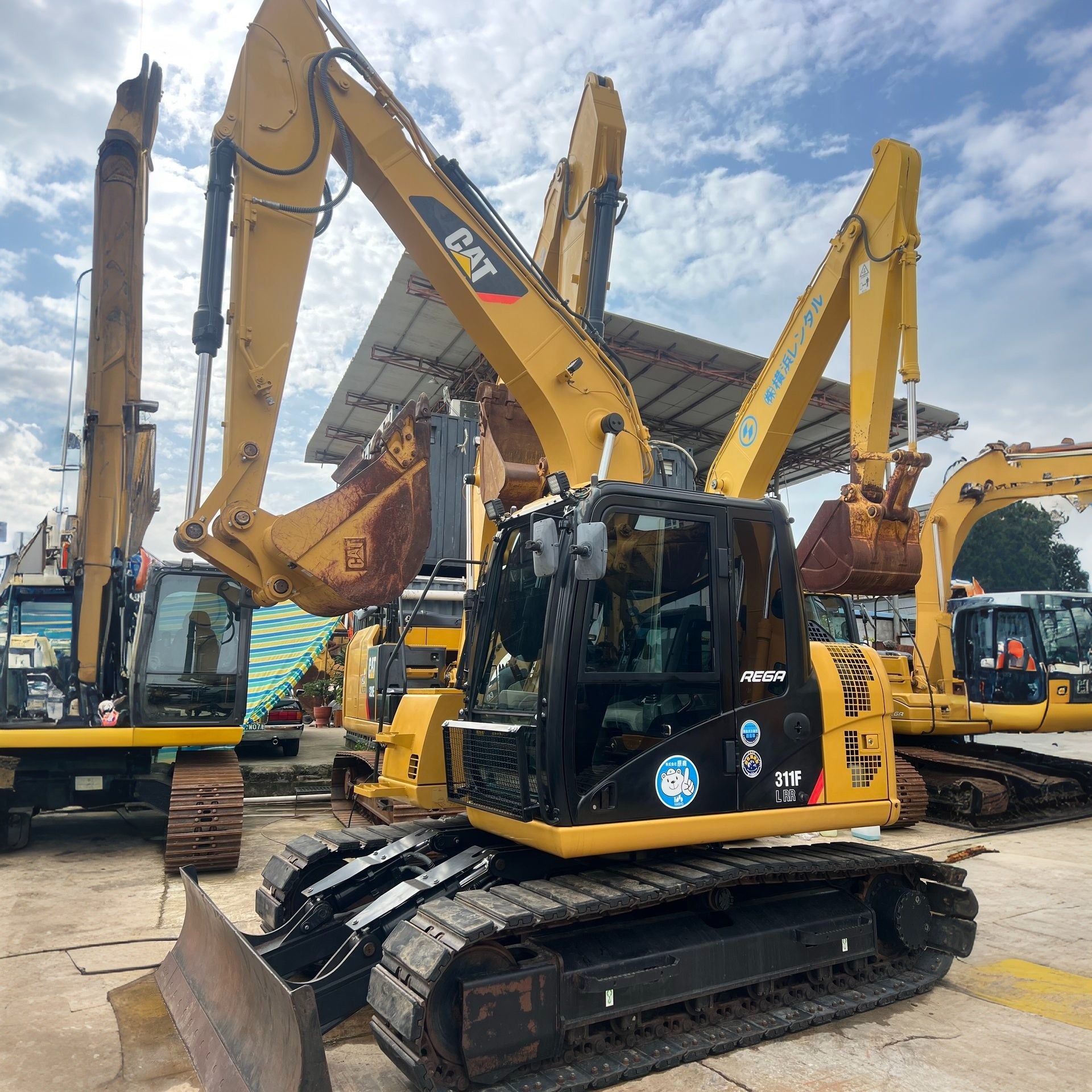 — Caterpillar 311FL
