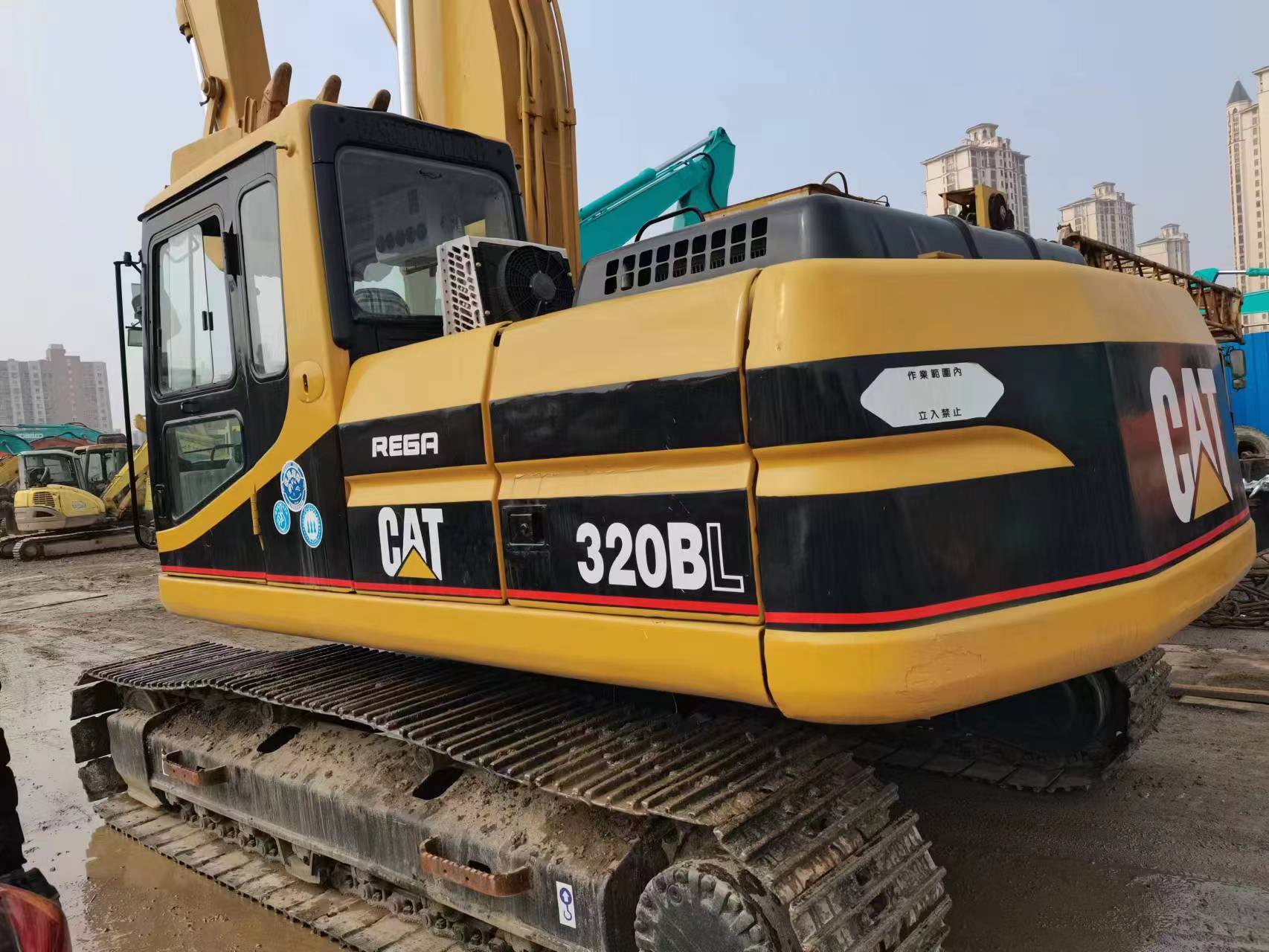 — Caterpillar 320D detail photo 4