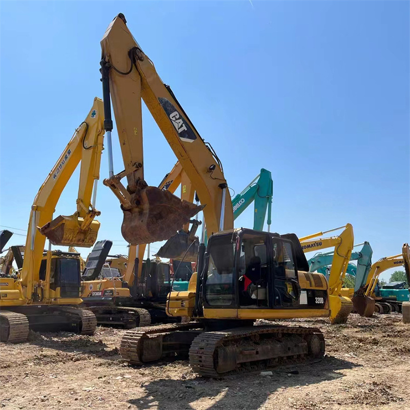 — Caterpillar 320D