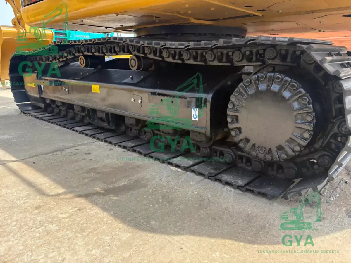 2022 Caterpillar CAT 320D2L detail photo 3