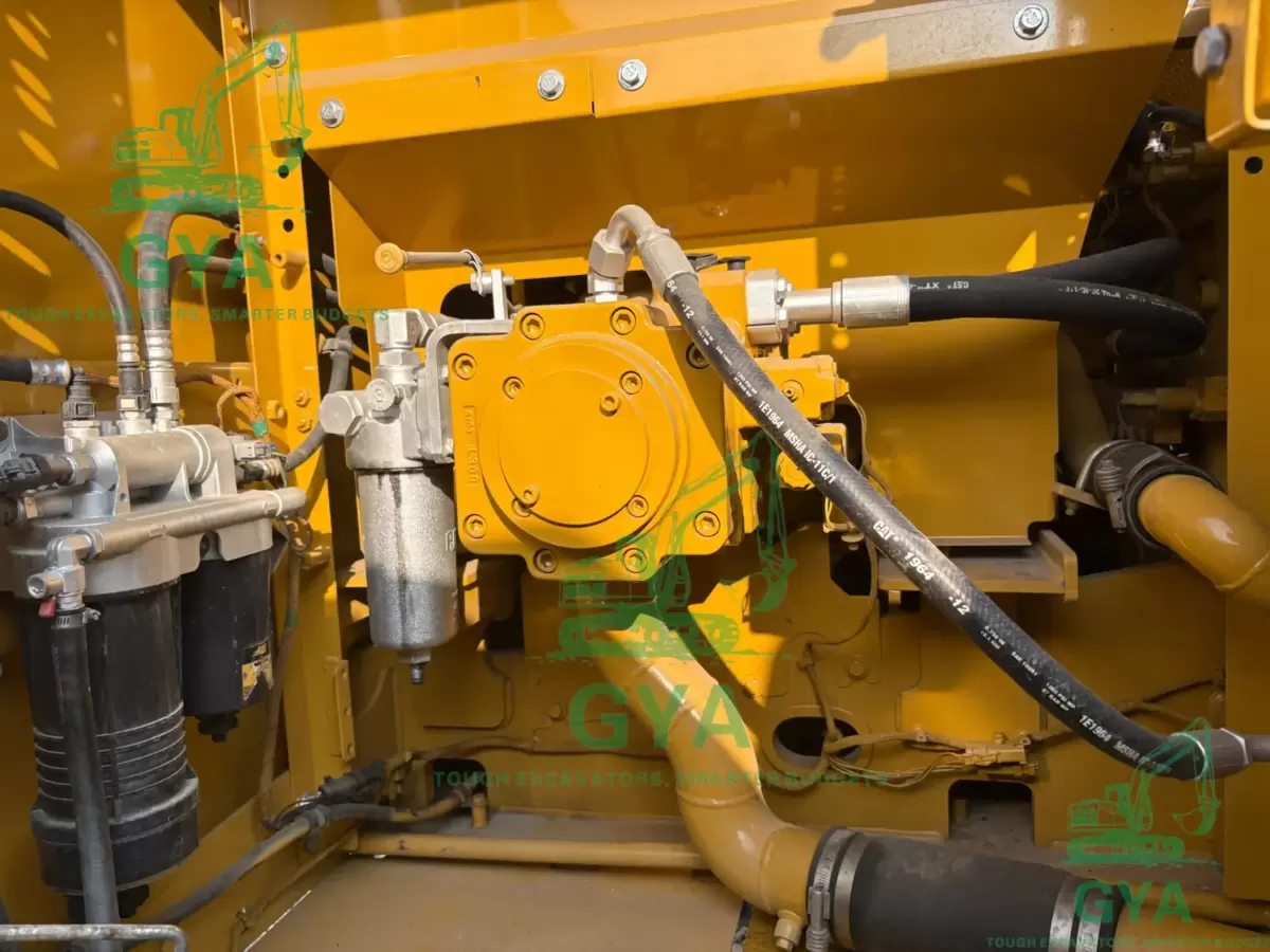2023 Caterpillar CAT 320GC detail photo 4