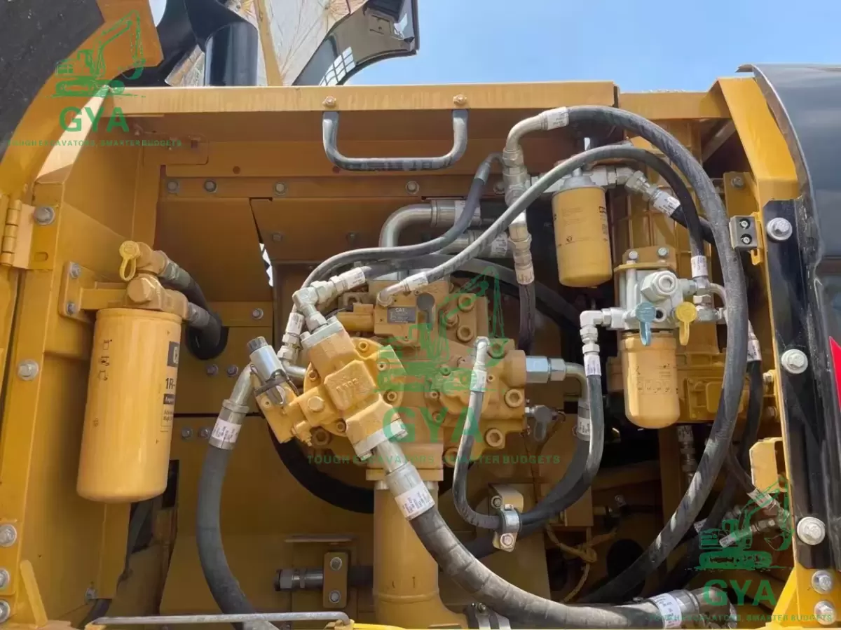 2017 Caterpillar CAT 336D detail photo 5