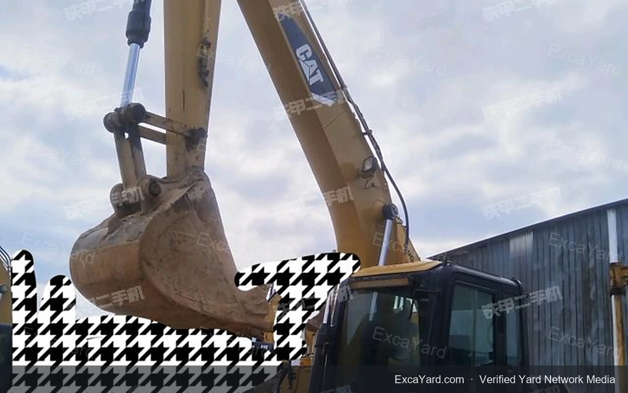 2016 Caterpillar 313D2GC